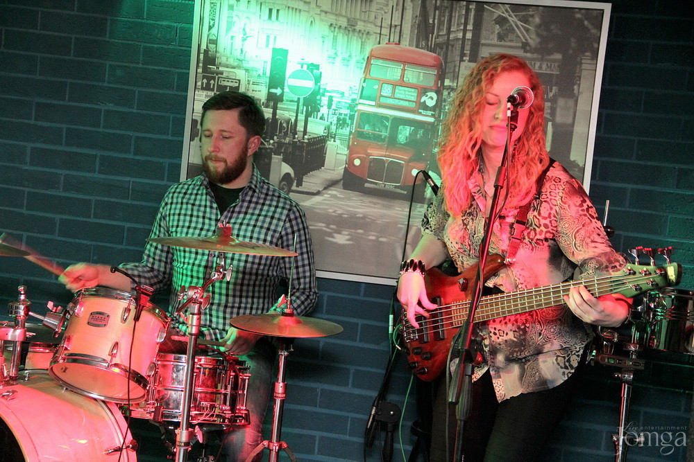 Фотография с гр. "Листья травы" в Пятерочка