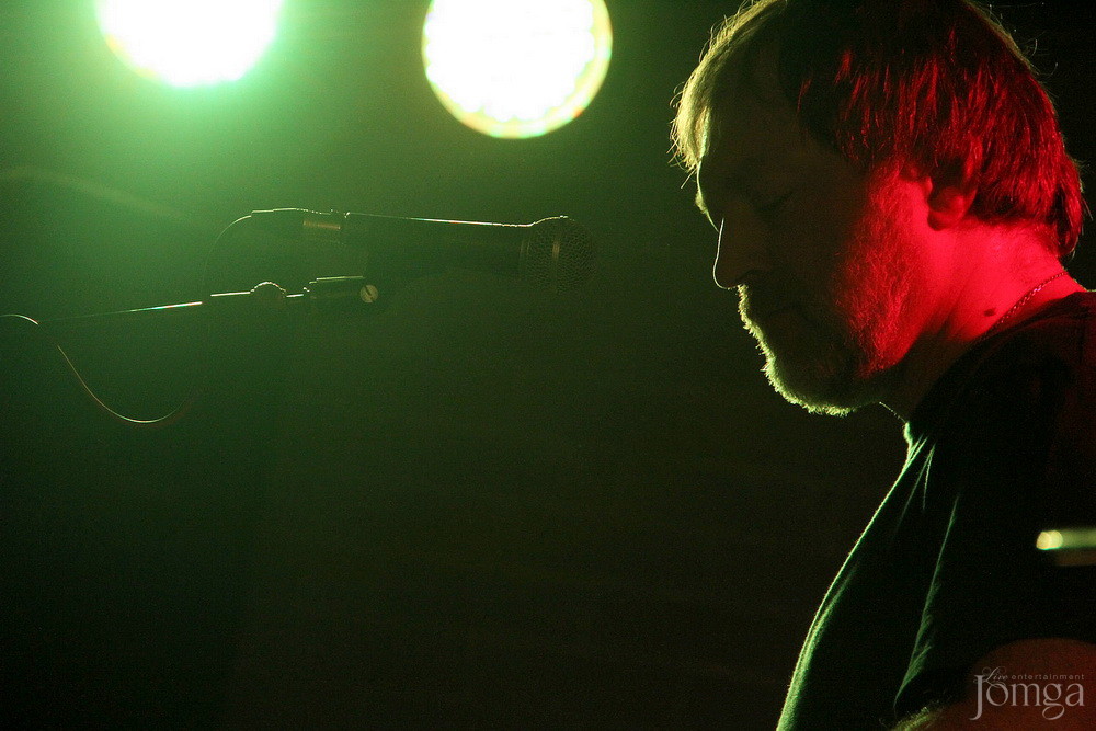 Фотография с гр. "Листья травы" в Пятерочка