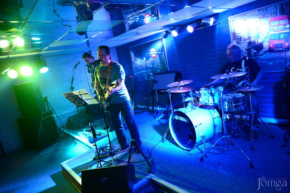 Фотография с Мокрая майка в Пятерочка