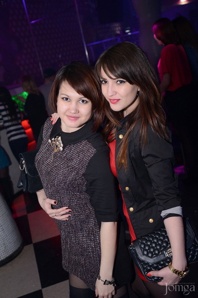 Фотография с Мокрая майка в Пятерочка