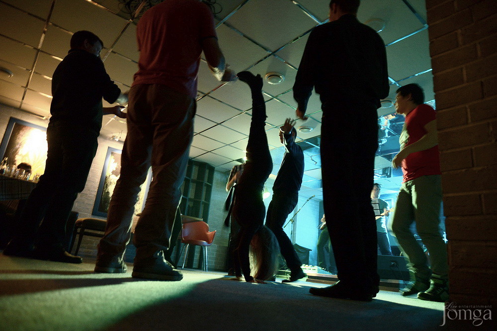 Фотография с Мокрая майка в Пятерочка