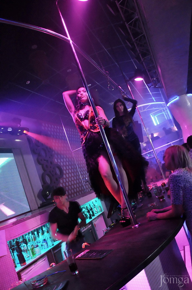 Фотография с Мокрая майка в Пятерочка