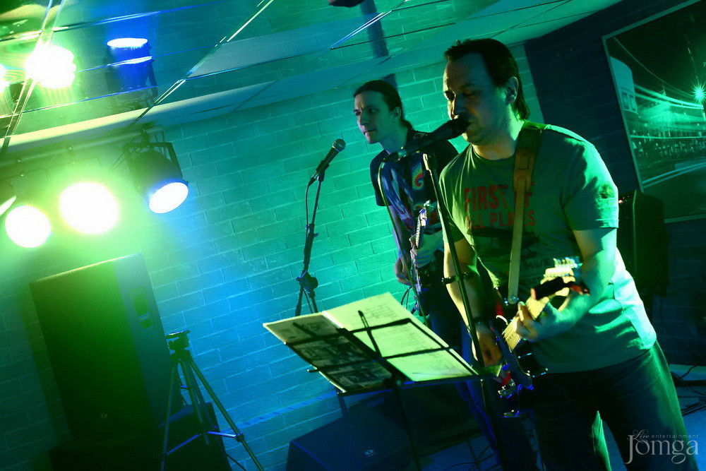 Фотография с Мокрая майка в Пятерочка