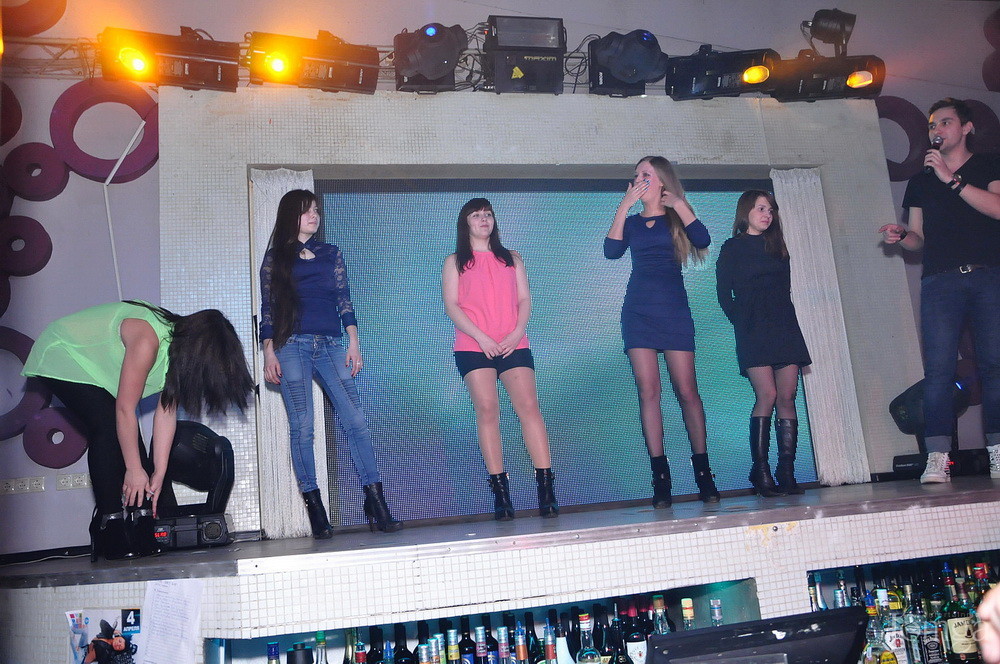 Фотография с Мокрая майка в Пятерочка