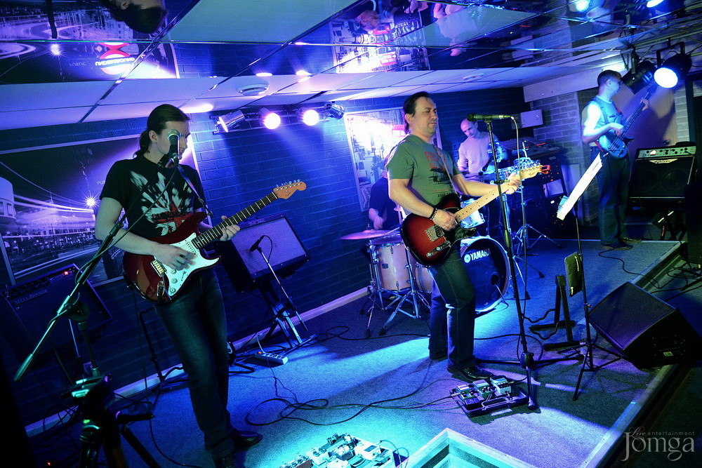 Фотография с Мокрая майка в Пятерочка