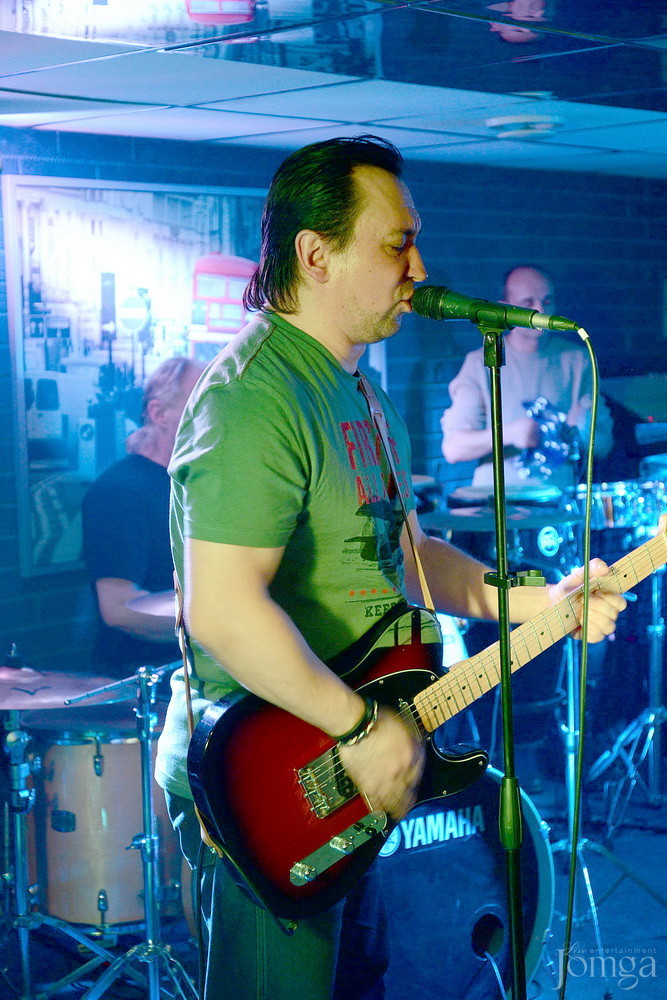 Фотография с Мокрая майка в Пятерочка