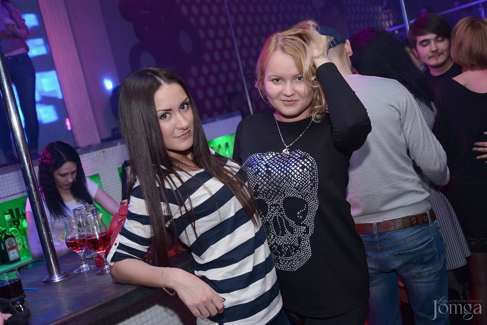 Фотография с Мокрая майка в Пятерочка