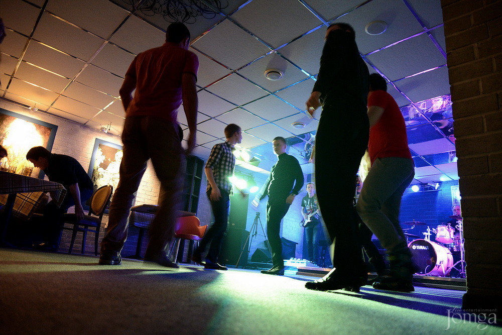 Фотография с Мокрая майка в Пятерочка