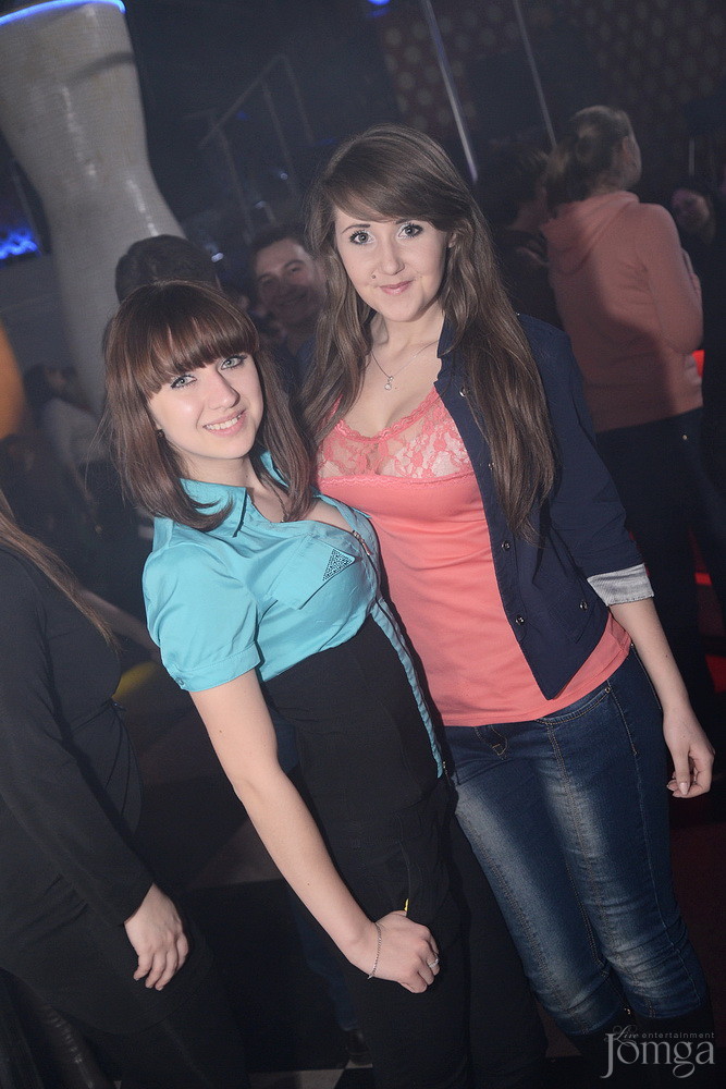 Фотография с Мокрая майка в Пятерочка