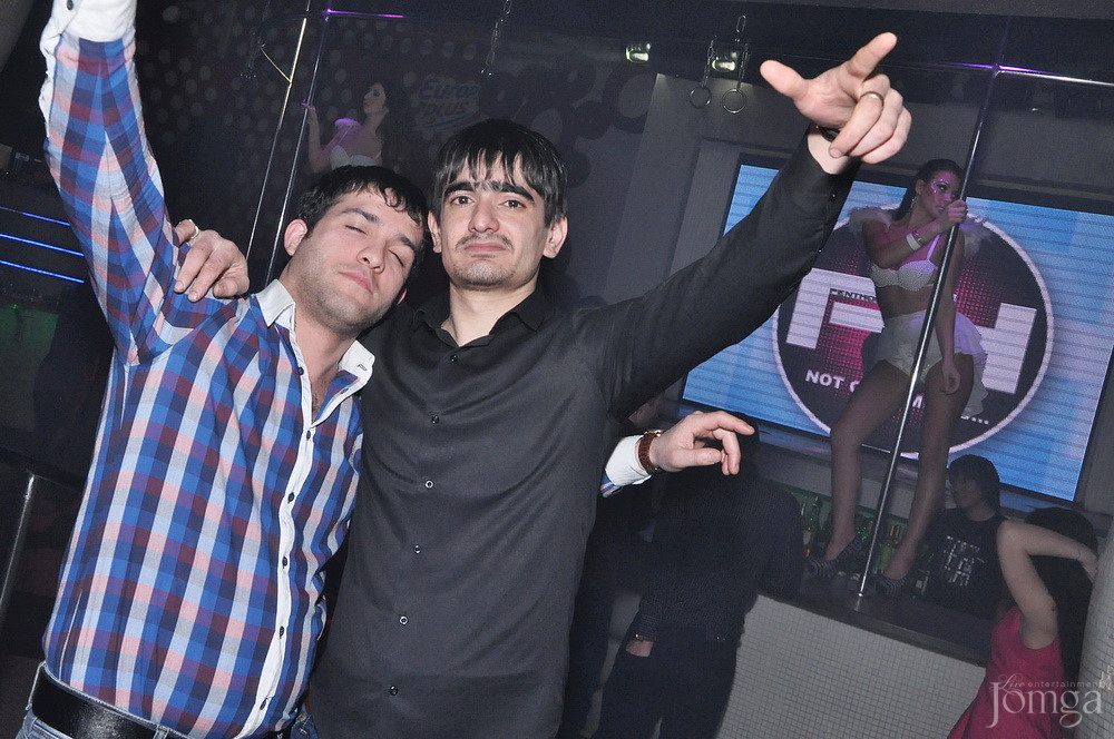 Фотография с PENTHOUSE в Пятерочка