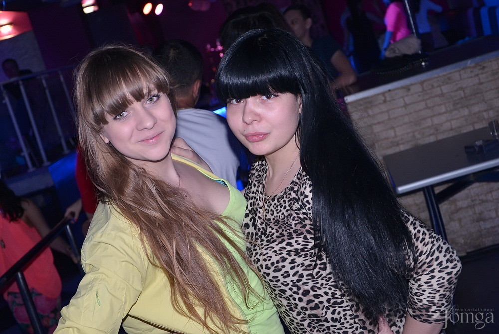 Фотография с Мокрая майка в Пятерочка