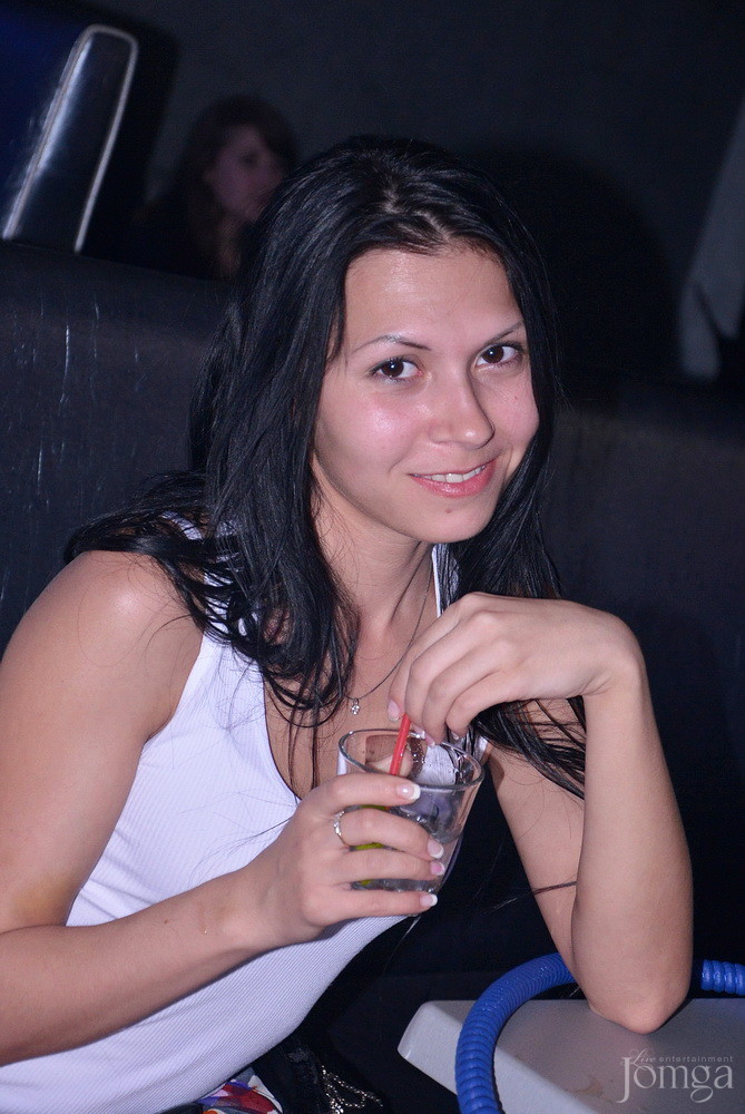 Фотография с Мокрая майка в Пятерочка