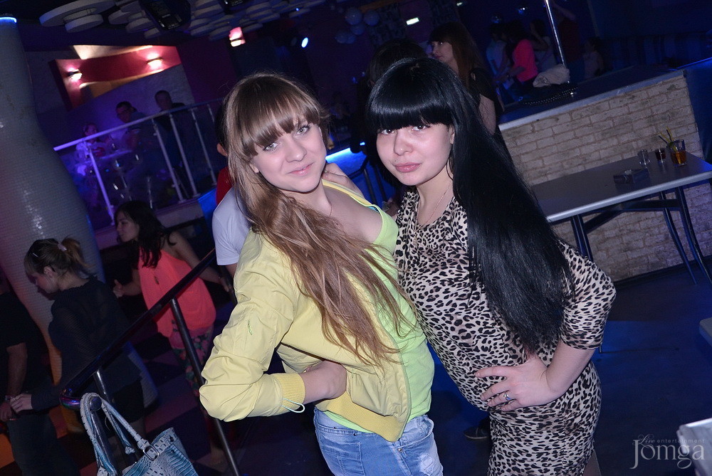 Фотография с Мокрая майка в Пятерочка