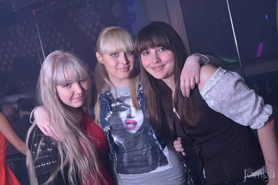 Фотография с Мокрая майка в Пятерочка