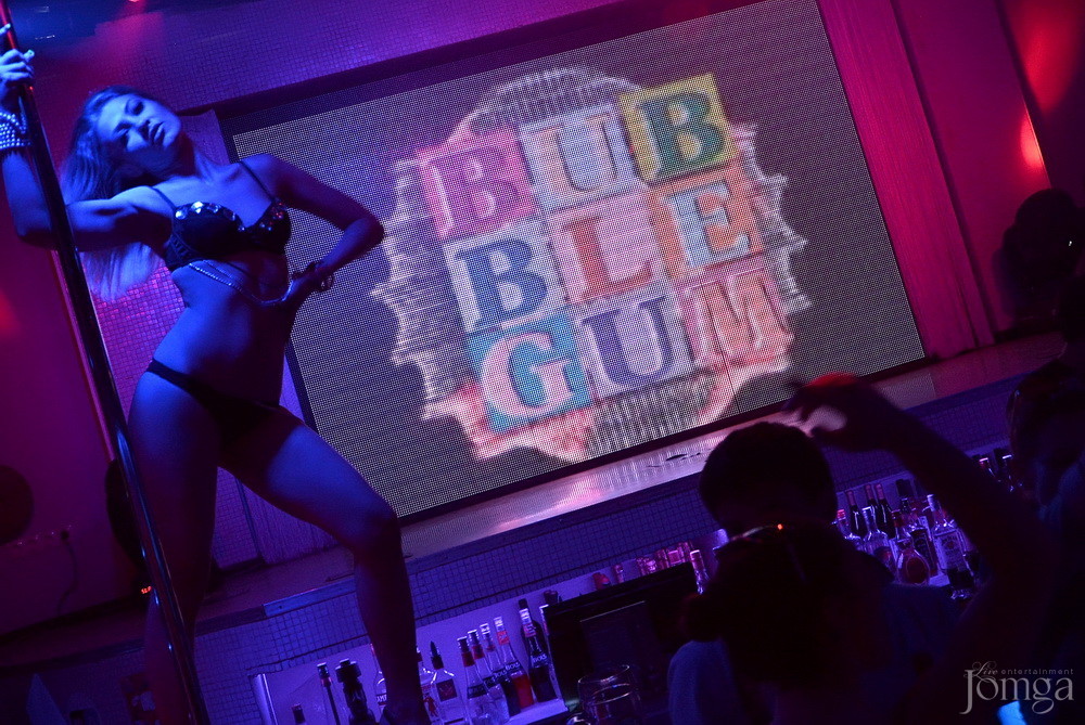 Фотография с Мокрая майка в Пятерочка