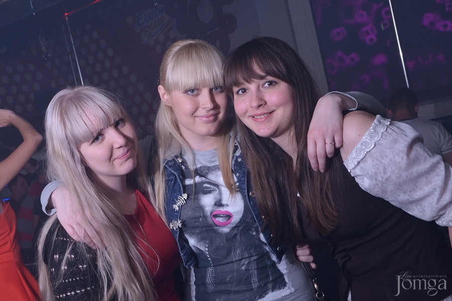 Фотография с Мокрая майка в Пятерочка