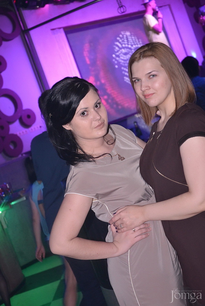 Фотография с Мокрая майка в Пятерочка