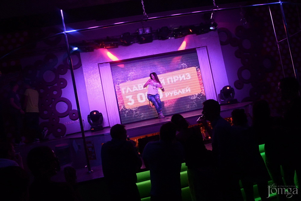 Фотография с Мокрая майка в Пятерочка