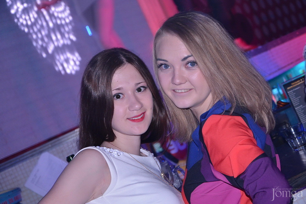 Фотография с Мокрая майка в Пятерочка