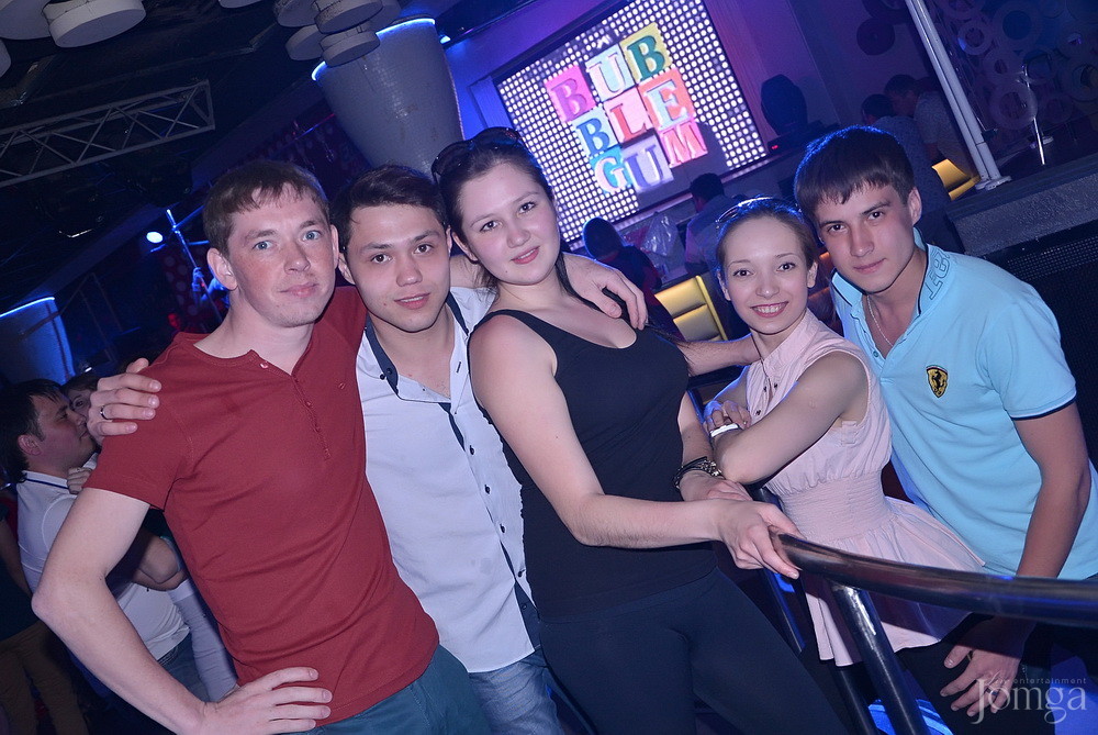 Фотография с Мокрая майка в Пятерочка