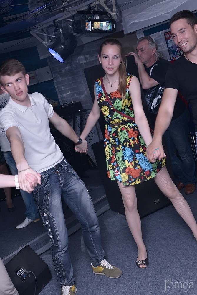 Фотография с гр. Own Way в Пятерочка