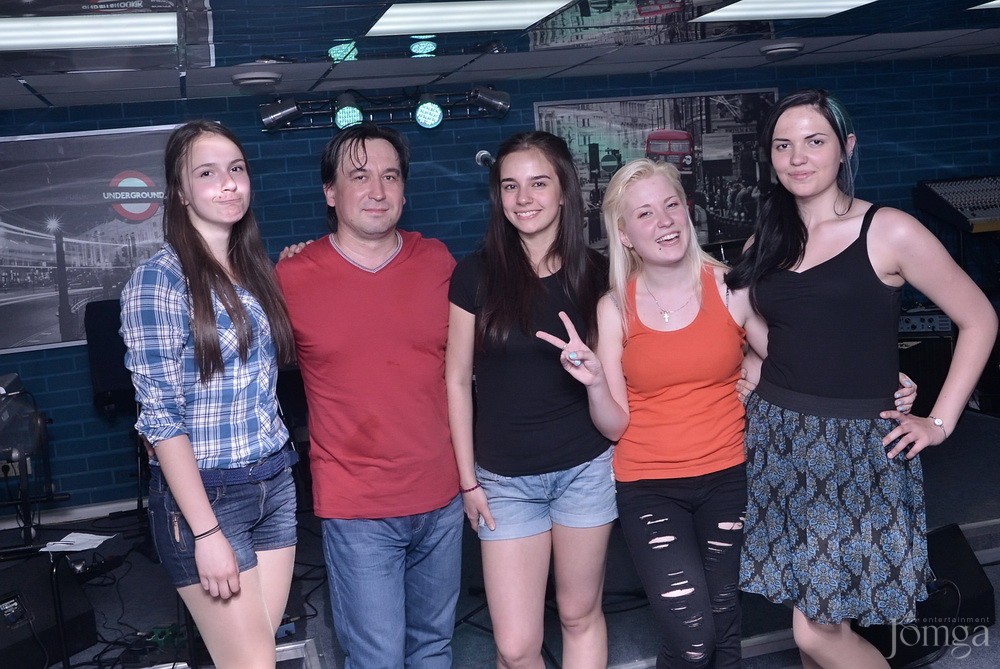 Фотография с гр. Own Way в Пятерочка