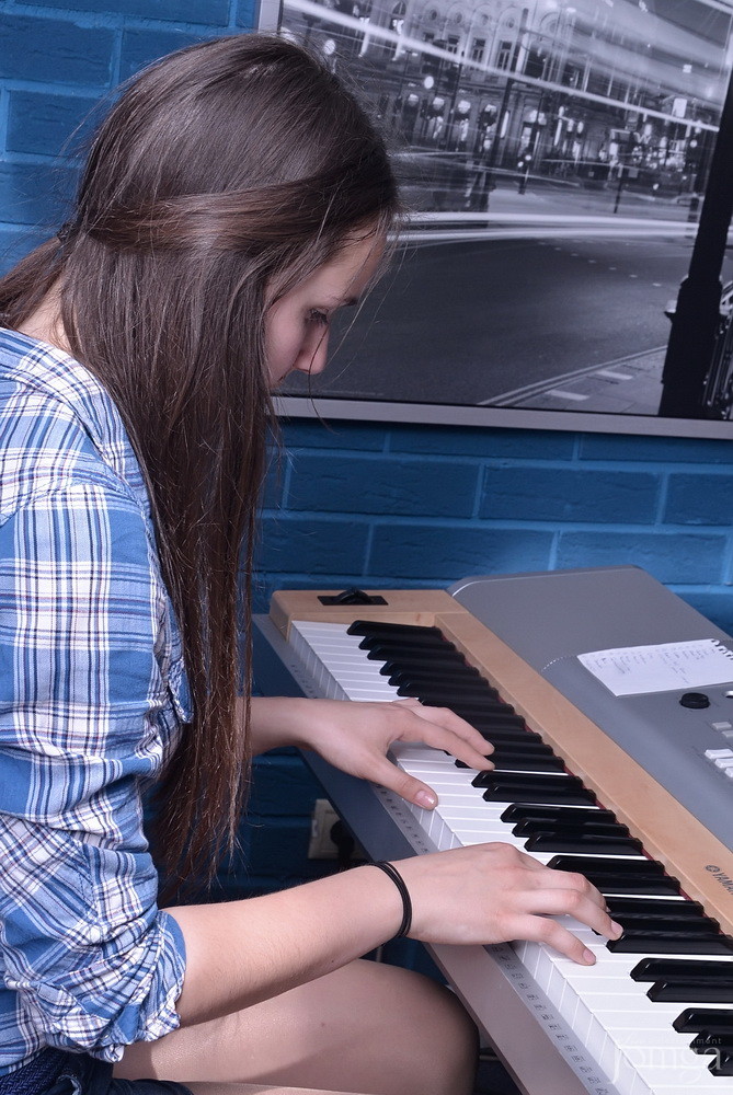 Фотография с гр. Own Way в Пятерочка