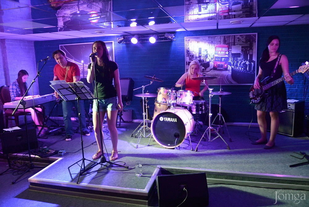 Фотография с гр. Own Way в Пятерочка