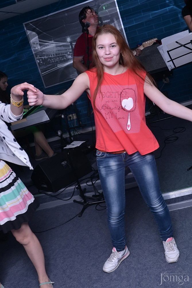 Фотография с гр. Own Way в Пятерочка