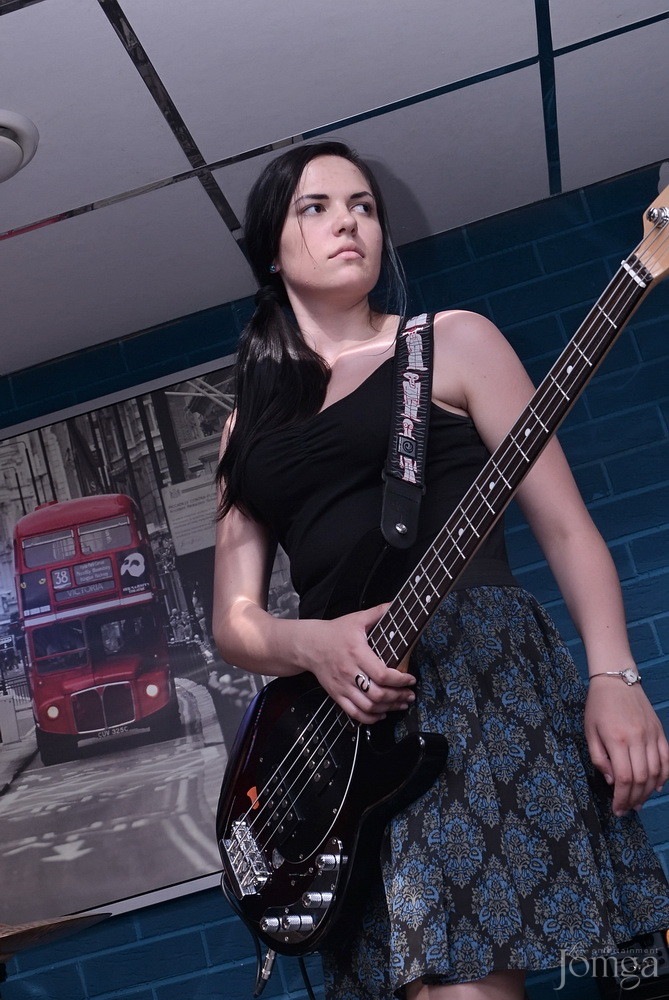 Фотография с гр. Own Way в Пятерочка