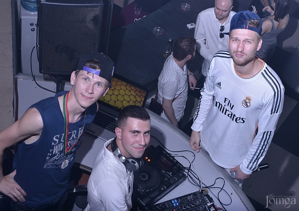 Фотография с VIP в Пятерочка