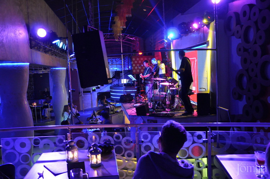 Фотография с гр "ВЕРЕТЕНО" - нам 8 лет в Пятерочка