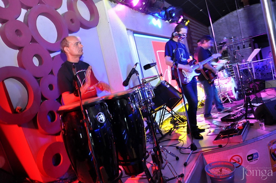 Фотография с гр "ВЕРЕТЕНО" - нам 8 лет в Пятерочка