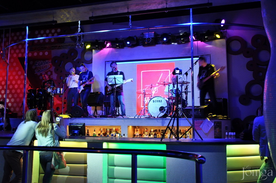 Фотография с гр "ВЕРЕТЕНО" - нам 8 лет в Пятерочка