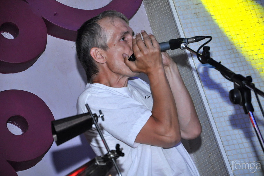 Фотография с гр "ВЕРЕТЕНО" - нам 8 лет в Пятерочка