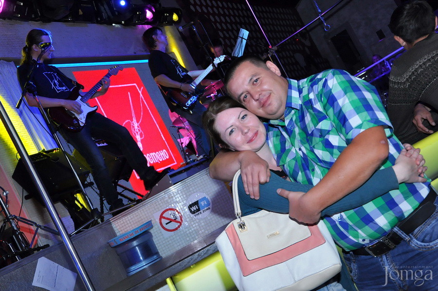 Фотография с гр "ВЕРЕТЕНО" - нам 8 лет в Пятерочка