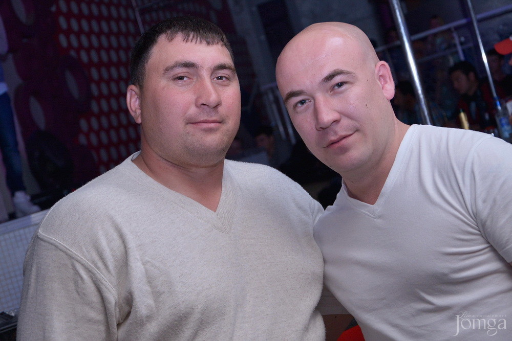 Фотография с Мокрая майка в Пятерочка