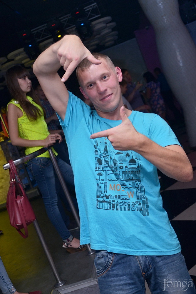 Фотография с Мокрая майка в Пятерочка