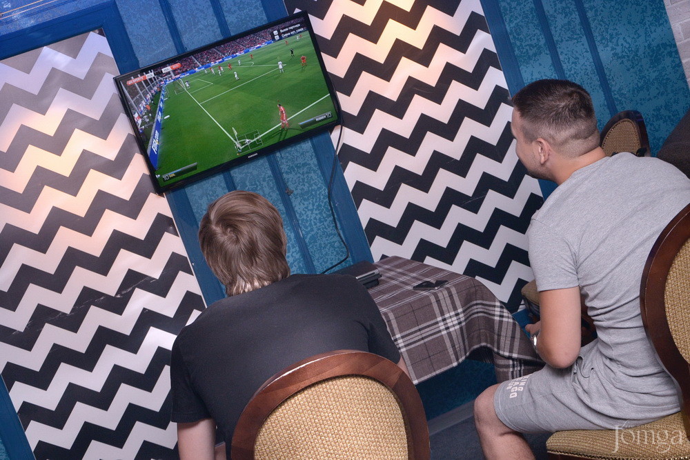 Фотография с Открытый турнир по FIFA'14 в Пятерочка