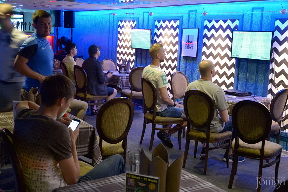 Фотография с Открытый турнир по FIFA'14 в Пятерочка