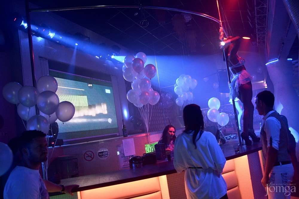 Фотография с White night в Пятерочка