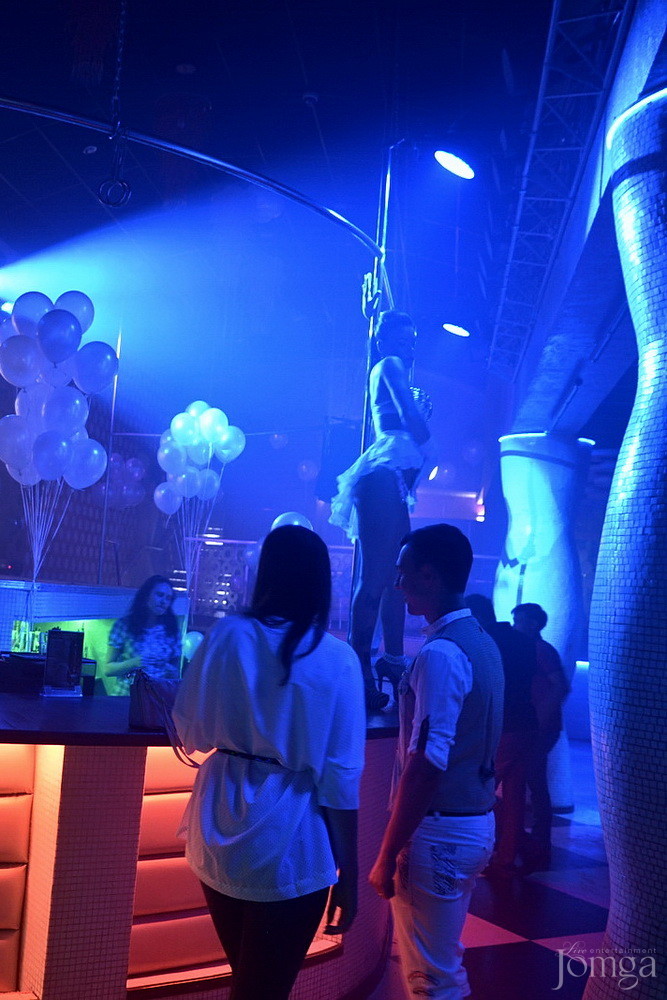 Фотография с White night в Пятерочка