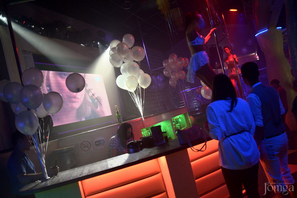 Фотография с White night в Пятерочка