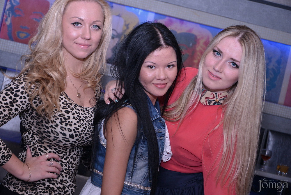 Фотография с Мокрая майка в Пятерочка