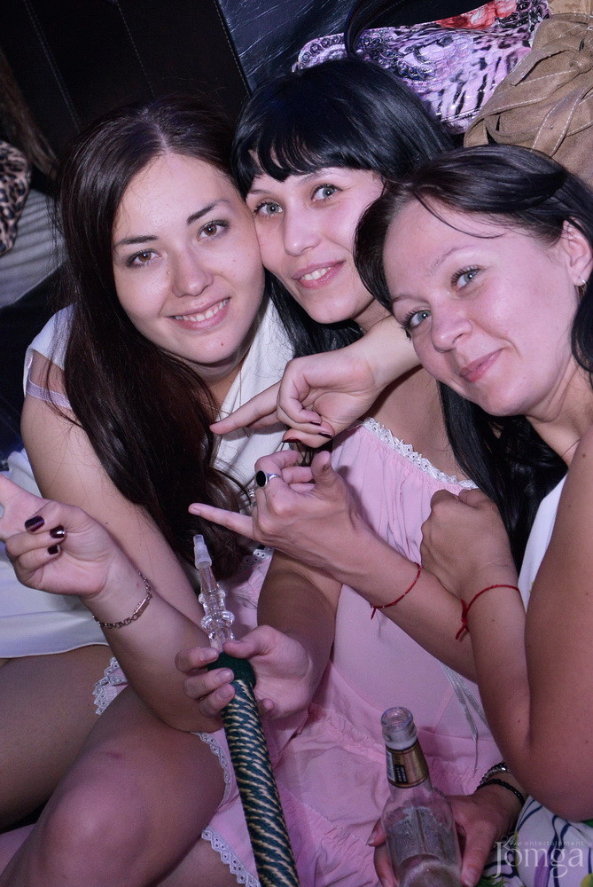 Фотография с Мокрая майка в Пятерочка