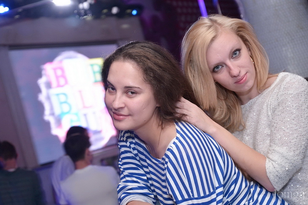 Фотография с Мокрая майка в Пятерочка