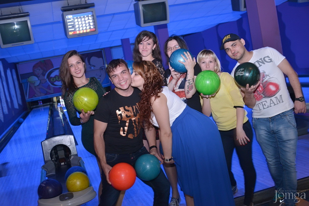 Фотография с Мокрая майка в Пятерочка