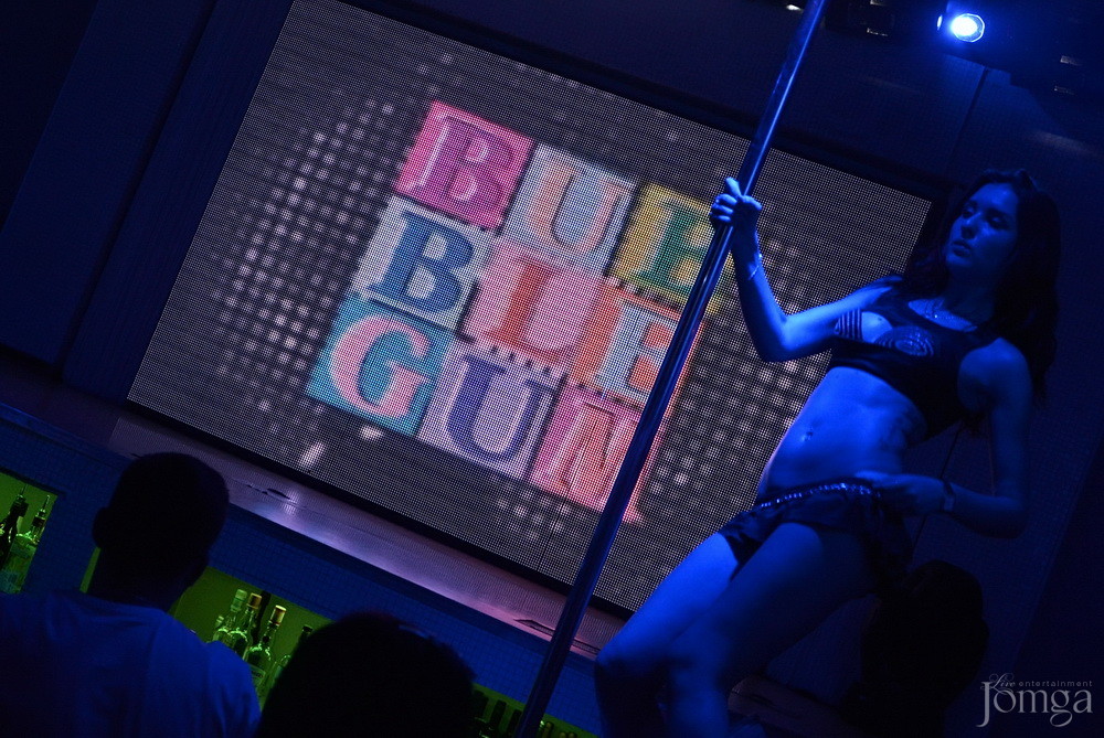 Фотография с Мокрая майка в Пятерочка