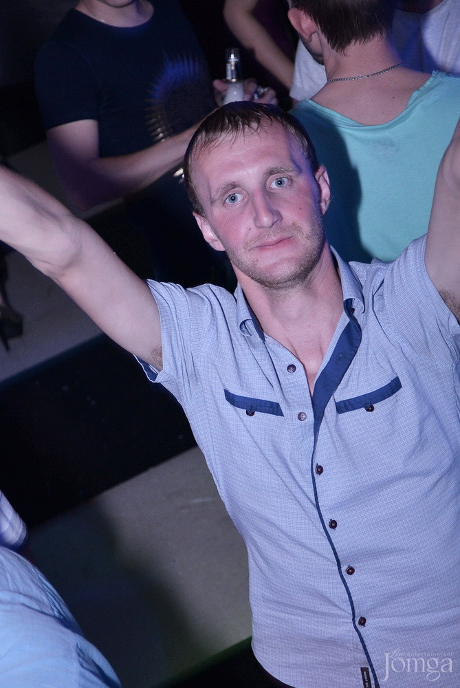 Фотография с Мокрая майка в Пятерочка