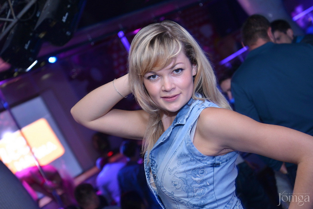 Фотография с Мокрая майка в Пятерочка